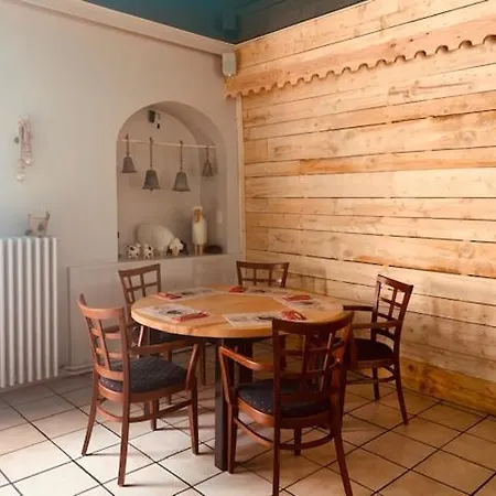 Hotel Hotel-restaurant La Bergerie Sévérac-le-Château